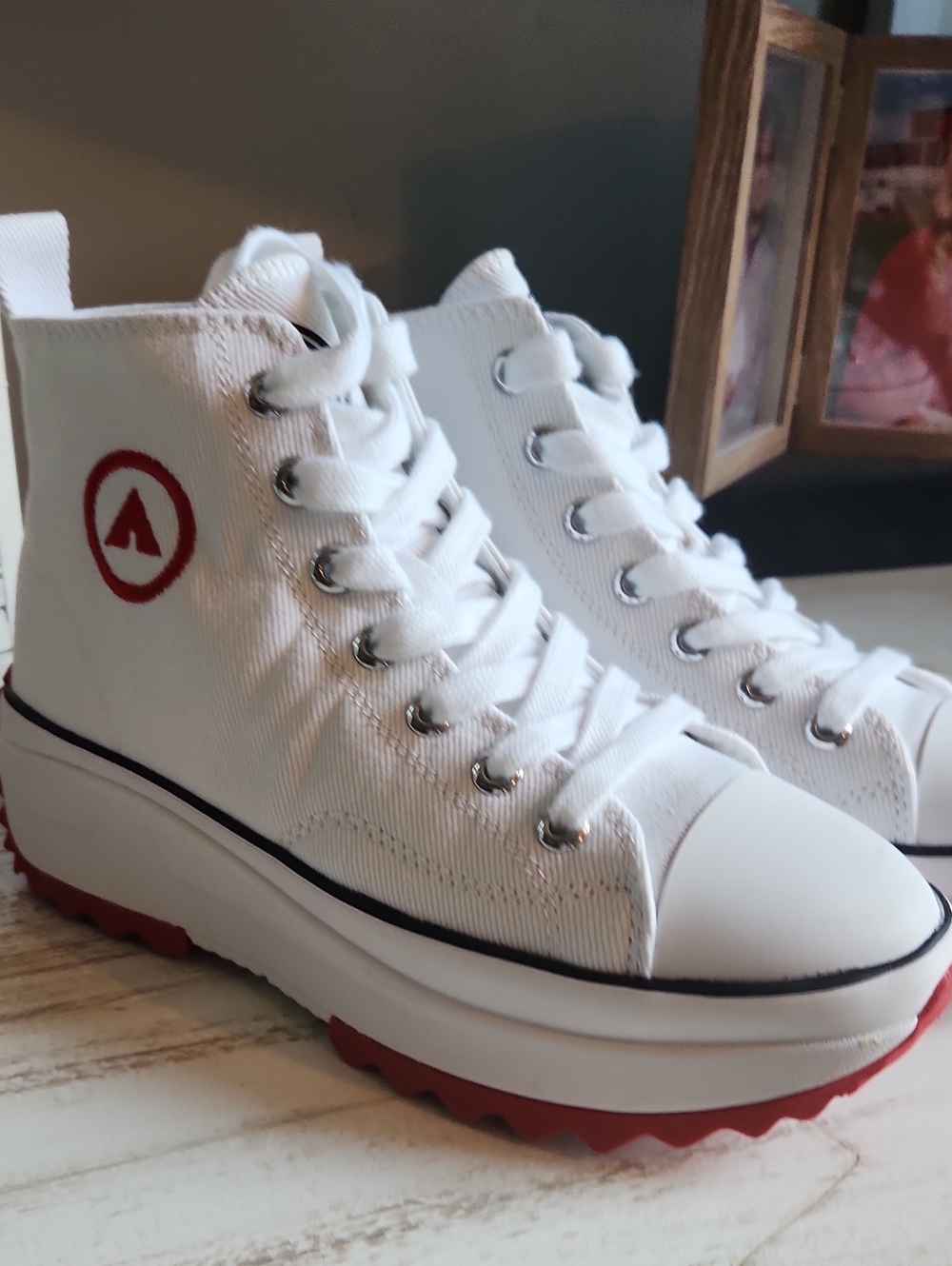Airwalk White High-Top Platform Sneakers with Red Accent